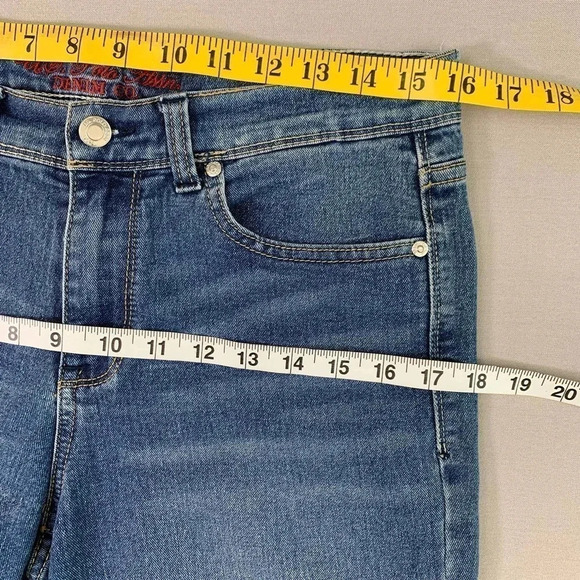 U.S. Polo Assn. Women's Denim Bermuda Jeans Shorts Stretchy Washed Blue Size 10 - Picture 10 of 16